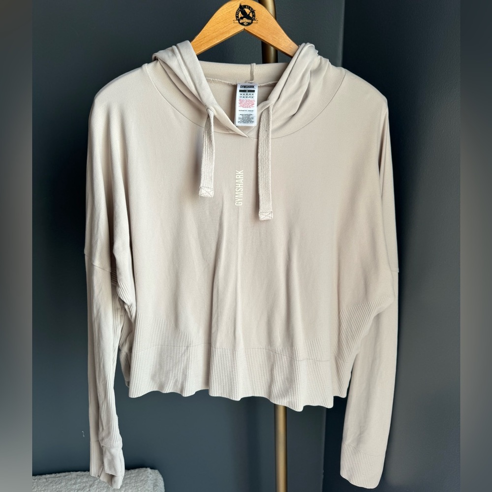 GYMSHARK Beige Athletic Hoodie Size M